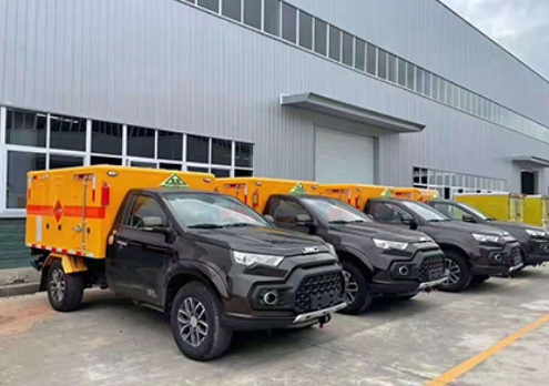 西工爆破器材运输车-保障安全与效率的关键